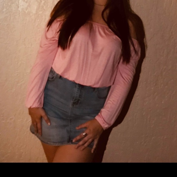 Pink Off Shoulder Top - Picture 4 of 9